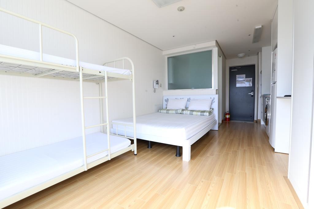 Хостел Phil House Guri Номер фото