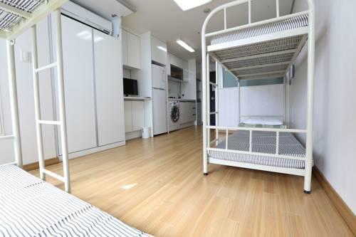 Хостел Phil House Guri Экстерьер фото