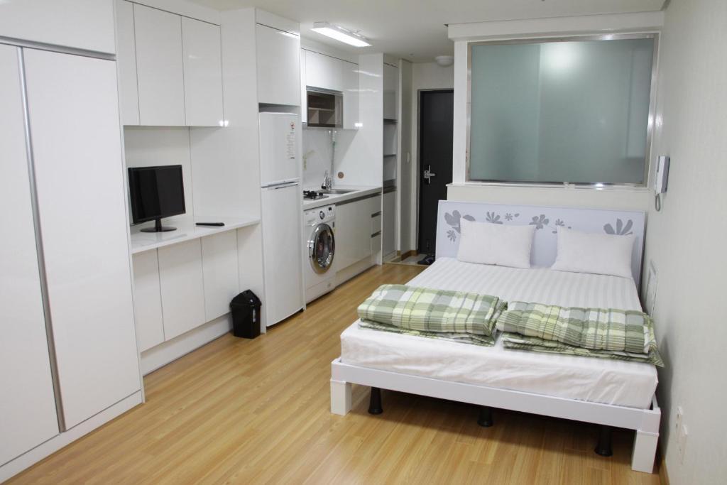 Хостел Phil House Guri Экстерьер фото