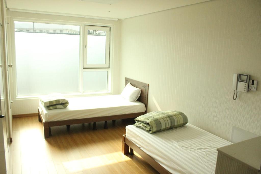 Хостел Phil House Guri Номер фото